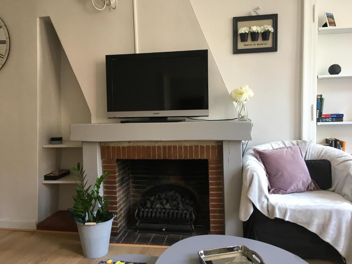 L'Appartement R Postel Honfleur Exterior foto